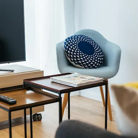 The Lucky Flats - Liorna Apartment