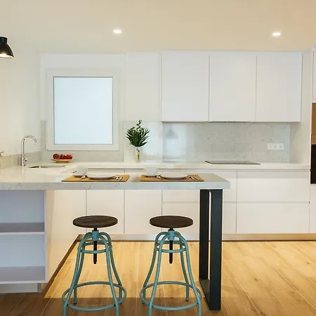 The Lucky Flats - Liorna Apartment *