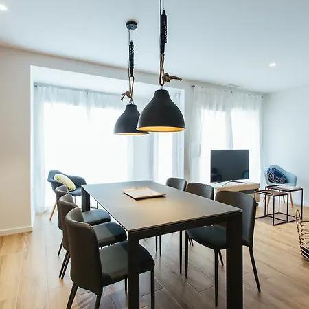 The Lucky Flats - Liorna * Alicante